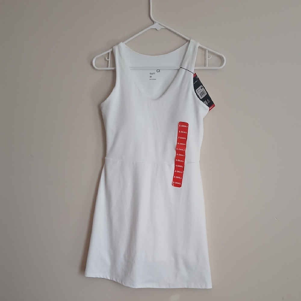 GAP White Sleeveless Dress